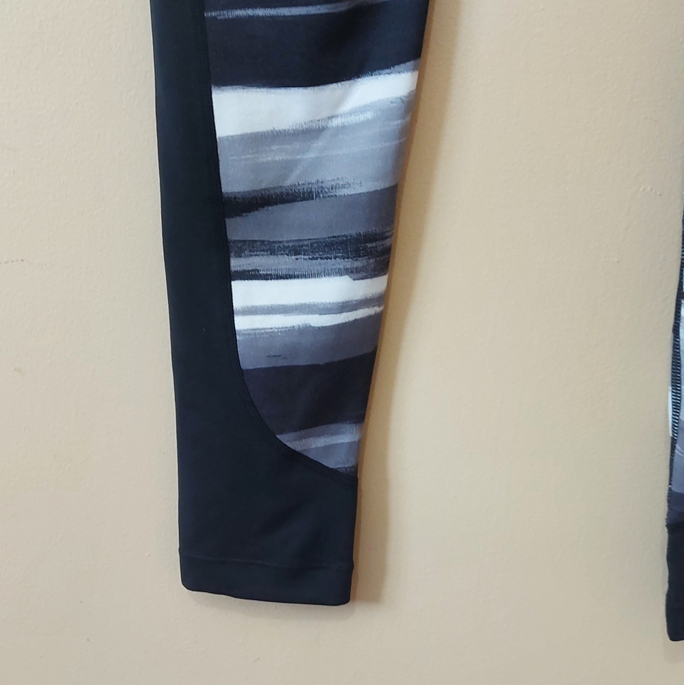 Merrell Leggings - Picture 4 of 7